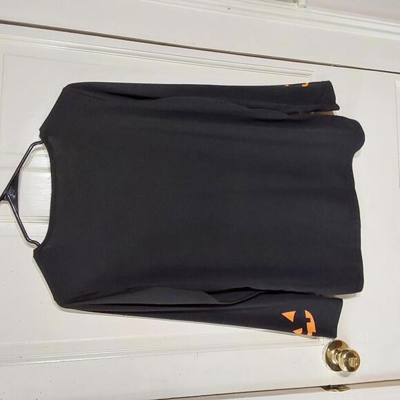 Halloween black long sleeve Badass Witch vneck shirt, Small - Picture 2 of 6